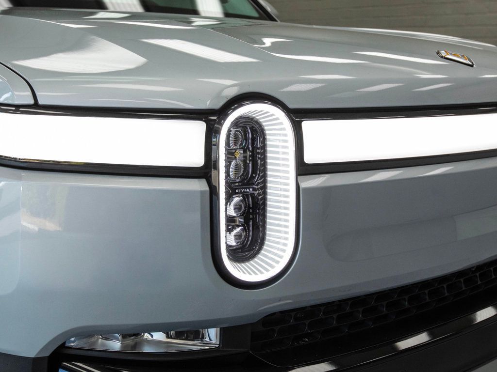 2024 Rivian R1T Adventure photo 10