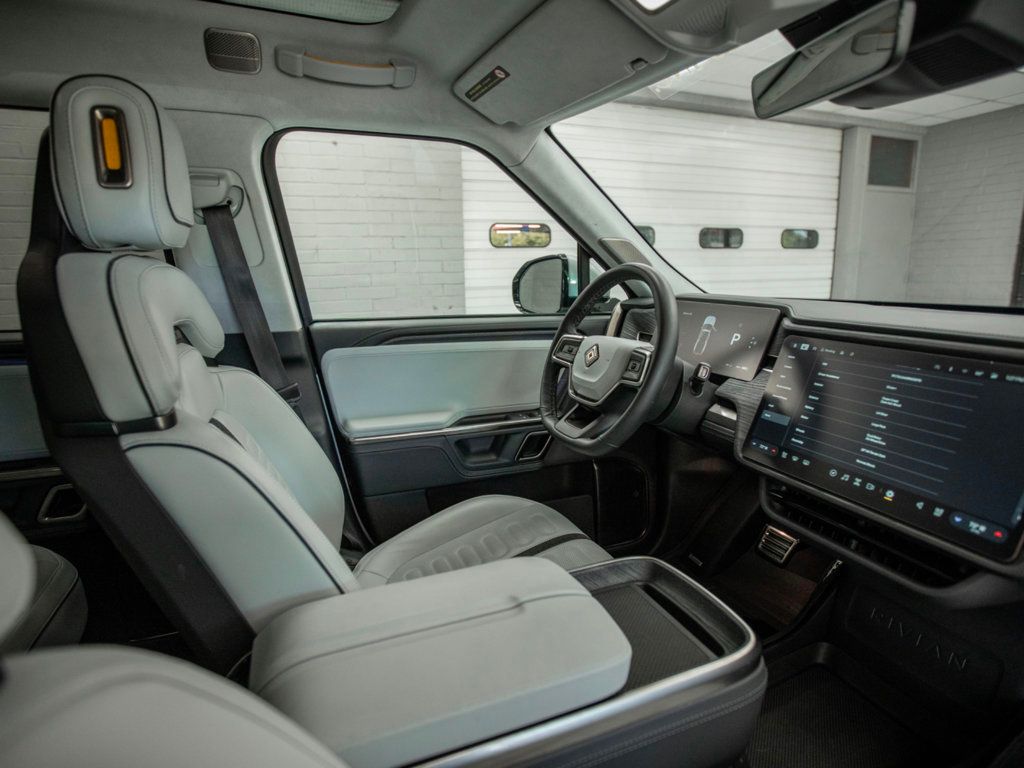 2024 Rivian R1T Adventure photo 16
