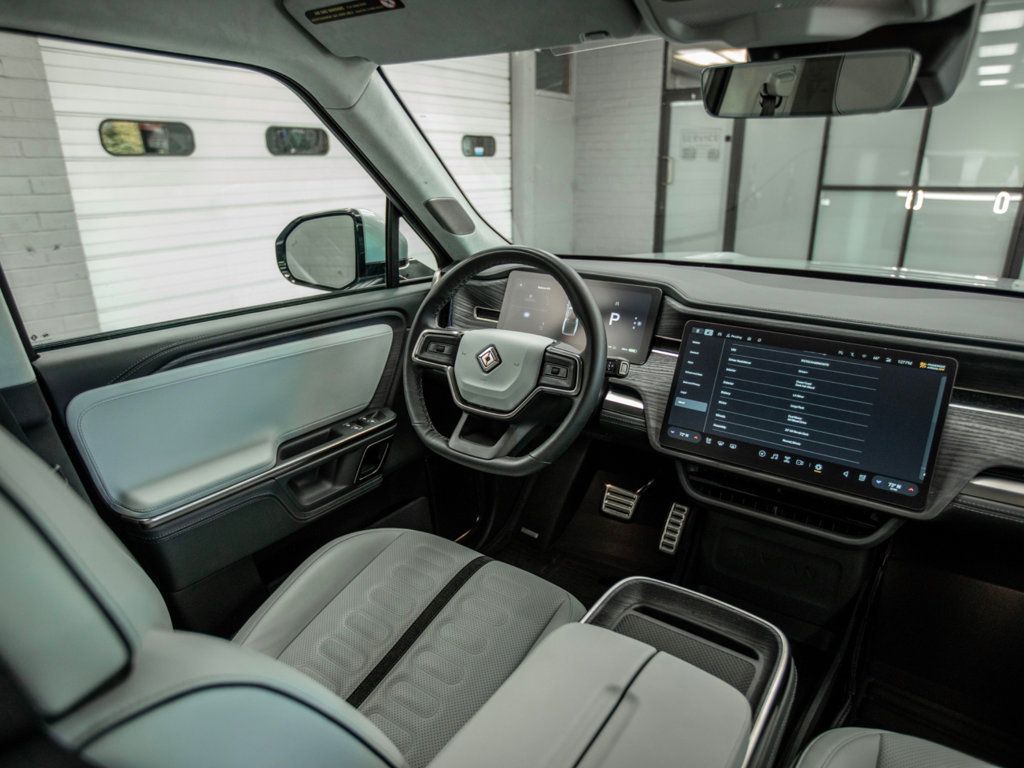 2024 Rivian R1T Adventure photo 17