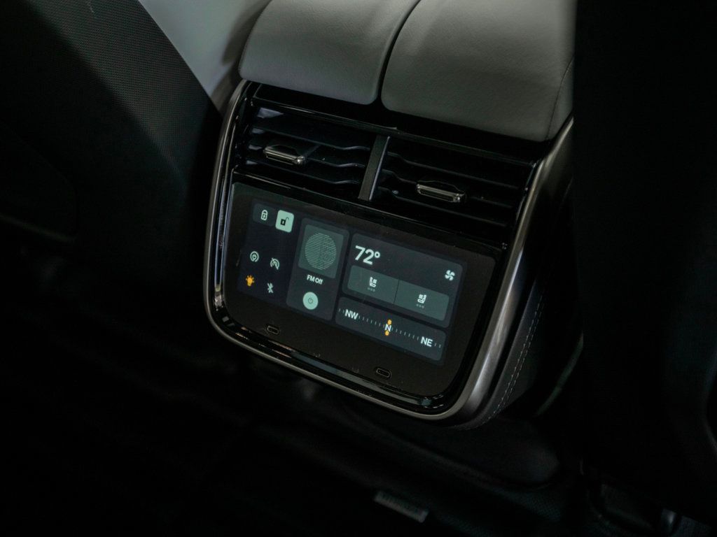2024 Rivian R1T Adventure photo 29