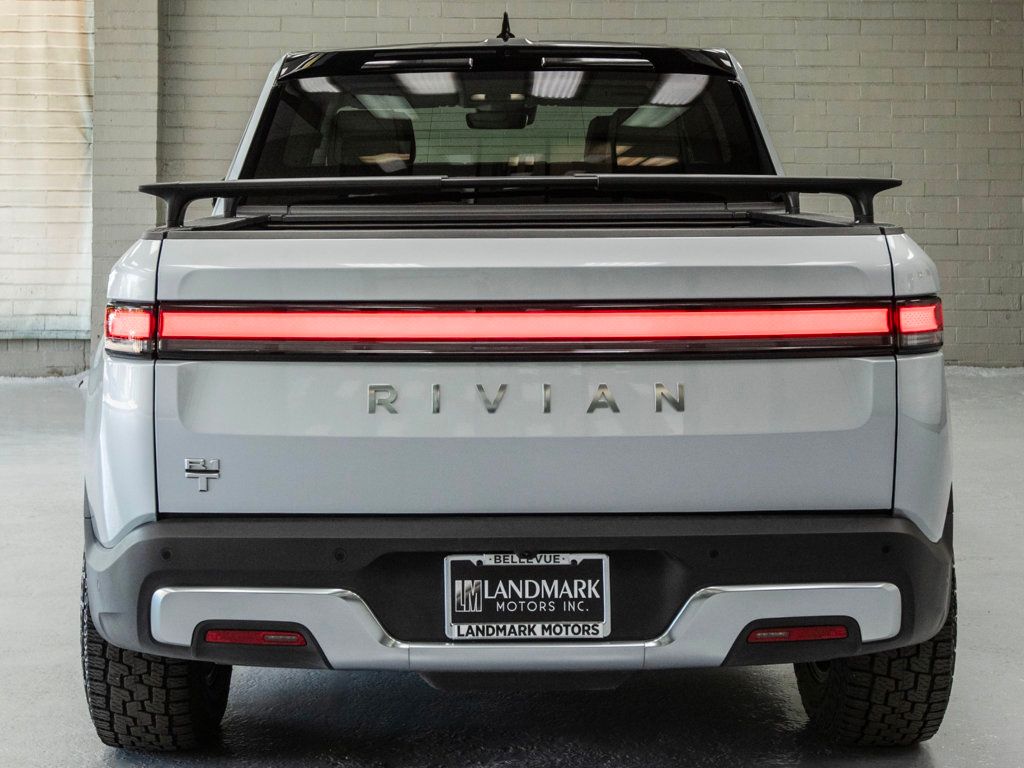 2024 Rivian R1T Adventure photo 32