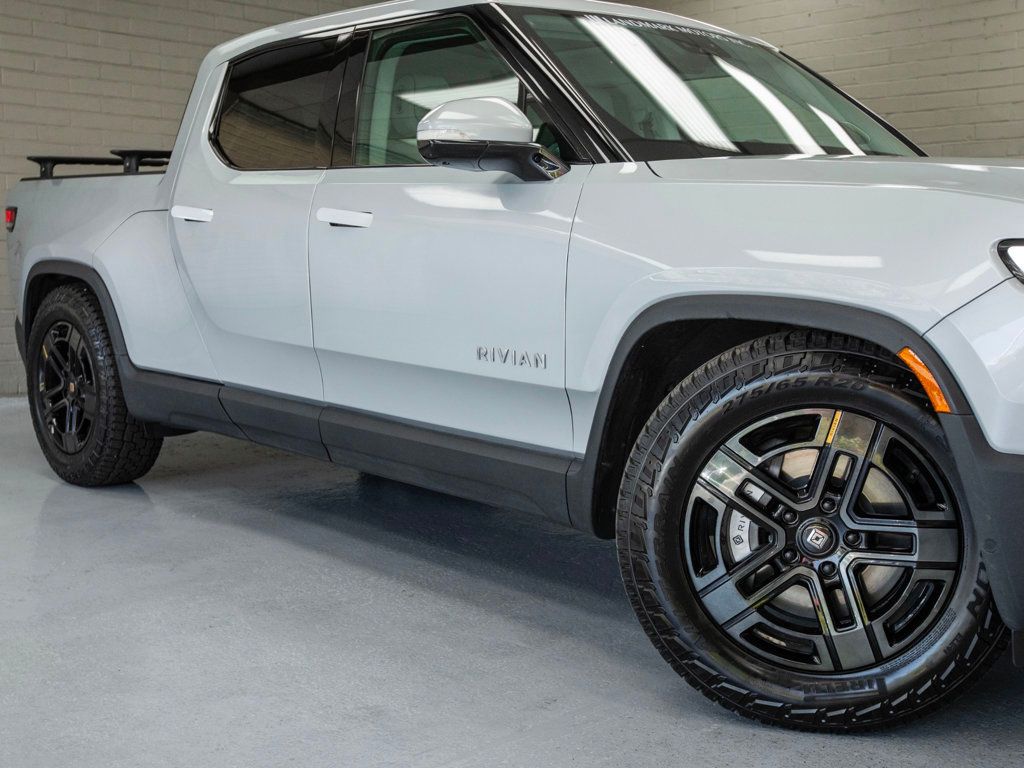 2024 Rivian R1T Adventure photo 8