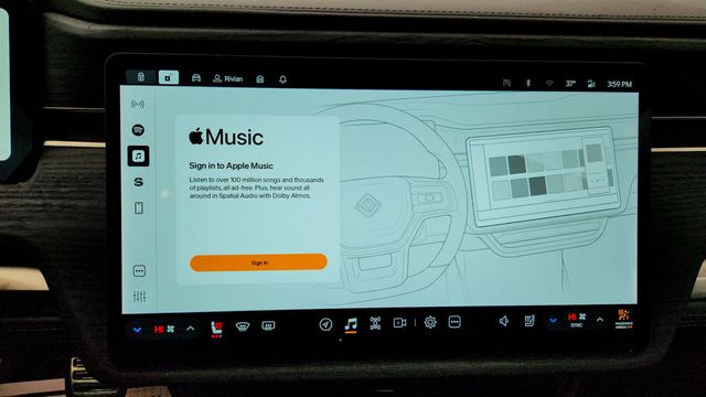 2024 Rivian R1T Adventure Performance Dual-Motor Large Pack - 22958984 - 16