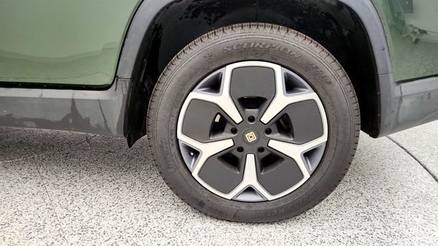 2024 Rivian R1T Adventure Performance Dual-Motor Large Pack - 22958984 - 8