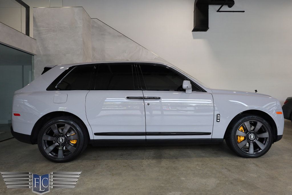 2024 Rolls-Royce Cullinan Black Badge Sport Utility - 22957854 - 2