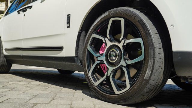 2024 Rolls-Royce Cullinan Sport Utility - 22877899 - 24