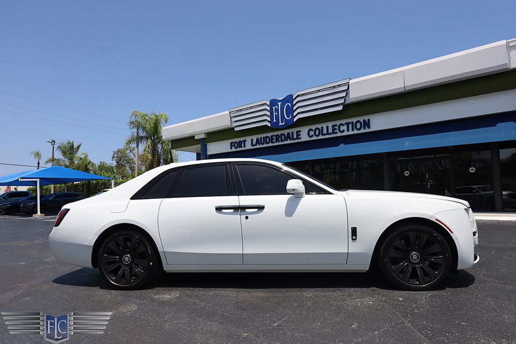 2024 Rolls-Royce Ghost Sedan - 23068311 - 1