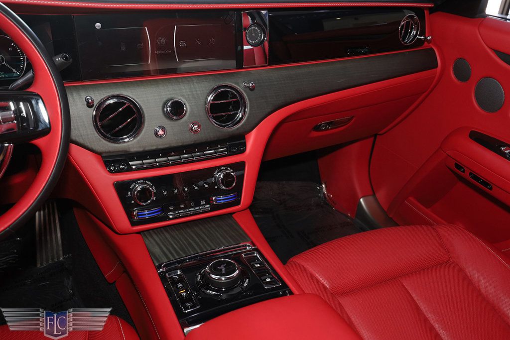 2024 Rolls-Royce Ghost Sedan - 23068311 - 27