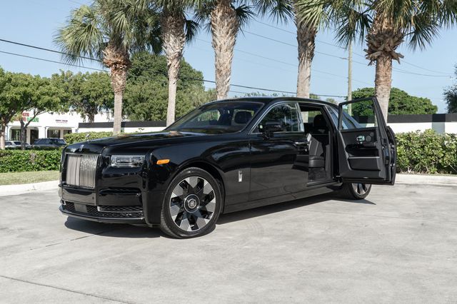 2024 Rolls-Royce Phantom Sedan - 22941072 - 1