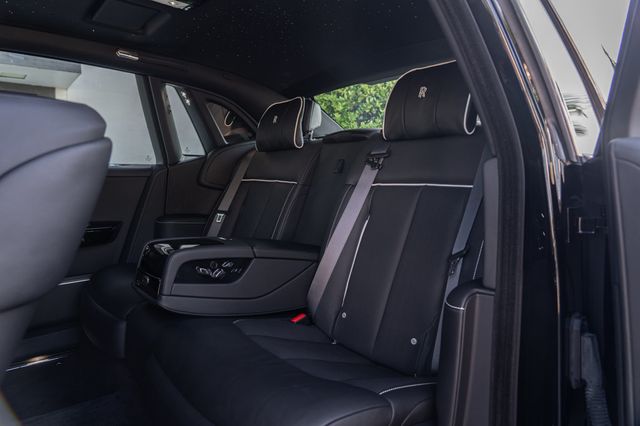 2024 Rolls-Royce Phantom Sedan - 22941072 - 22