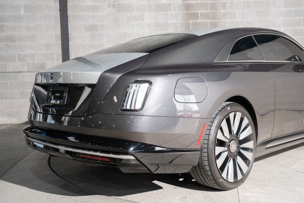 Rolls-Royce Spectre photo 42