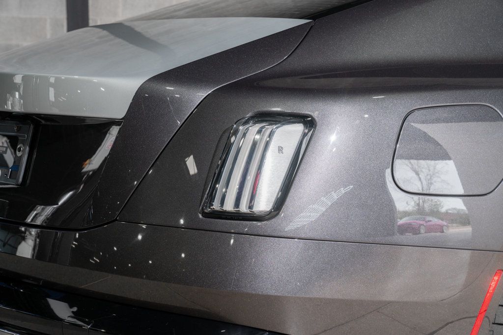 Rolls-Royce Spectre photo 43