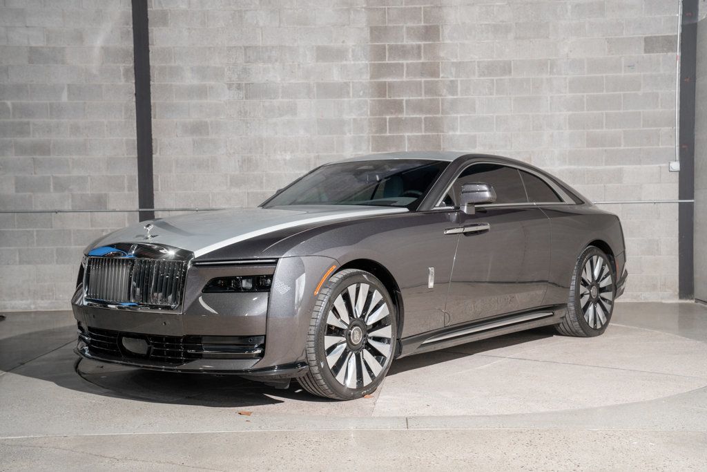 Rolls-Royce Spectre photo 7