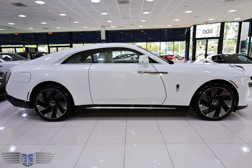 2024 Rolls-Royce Spectre Coupe - 22752391 - 1