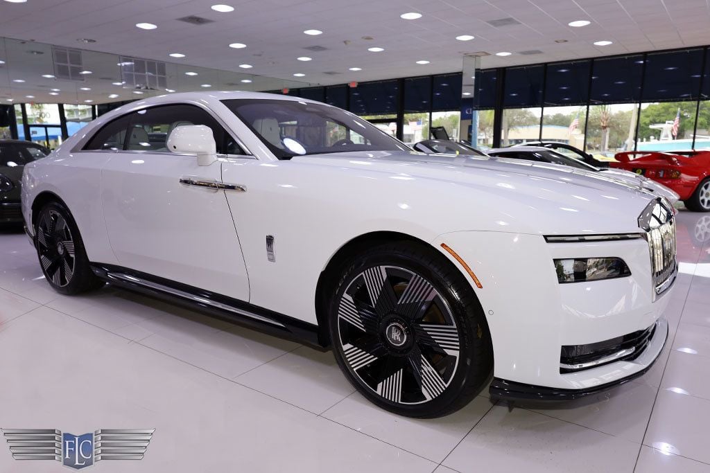 2024 Rolls-Royce Spectre Coupe - 22752391 - 38