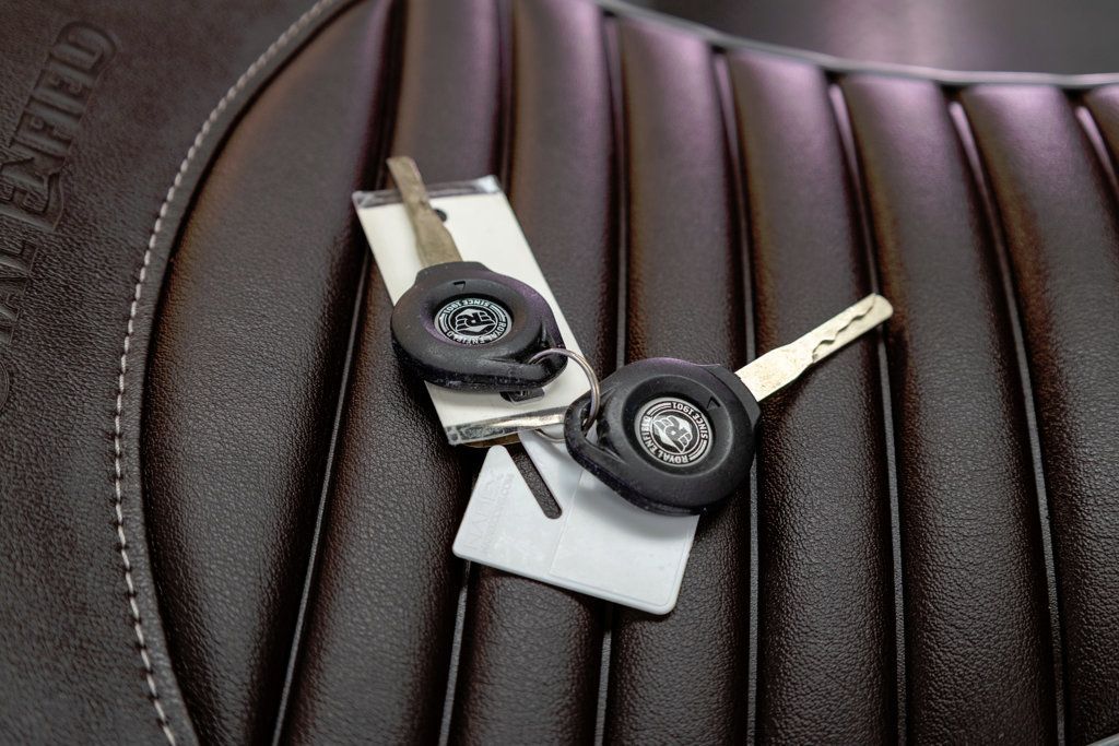 2024 ROYAL ENFIELD CLASSIC 350 ABS CERTIFIED PRE-OWNED! - 22987822 - 24