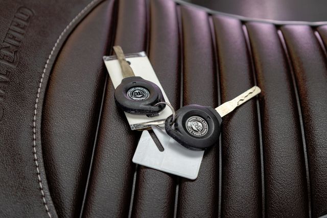 2024 ROYAL ENFIELD CLASSIC 350 ABS CERTIFIED PRE-OWNED! - 22987822 - 24