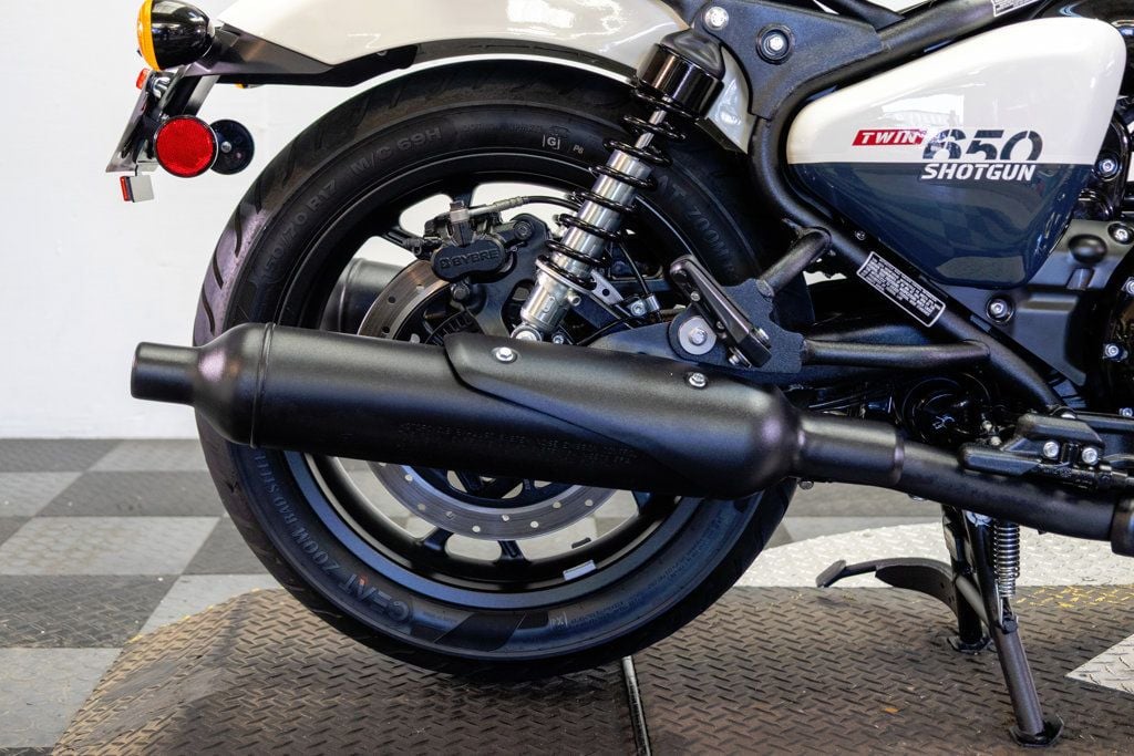 2024 ROYAL ENFIELD SHOTGUN 650 ABS CERTIFIED PRE-OWNED! - 22937657 - 18