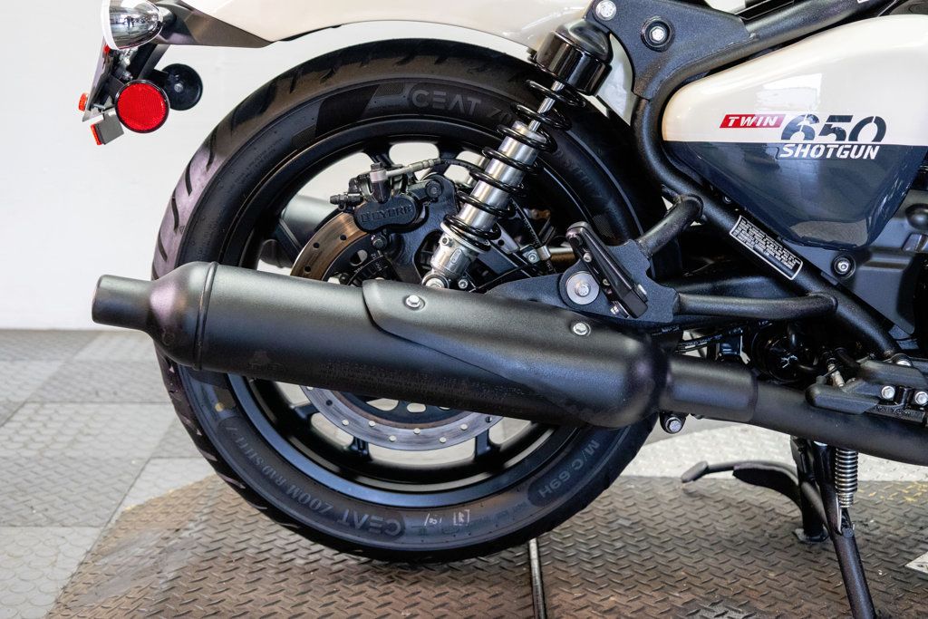 2024 ROYAL ENFIELD SHOTGUN 650 ABS CERTIFIED PRE-OWNED! - 23027142 - 22