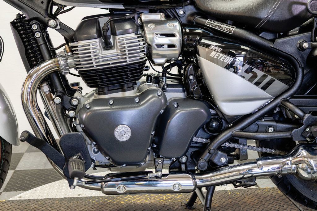 2024 ROYAL ENFIELD SUPER METEOR 650 ABS CERTIFIED PRE-OWNED! - 23027124 - 21