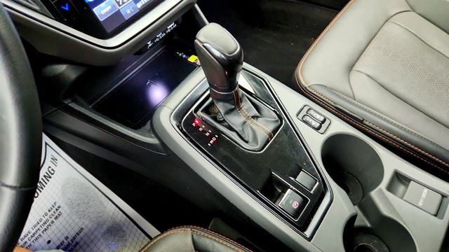 2024 Subaru Crosstrek Limited AWD w/ harman/kardon Audio, Moonroof & Navigation - 23039432 - 15