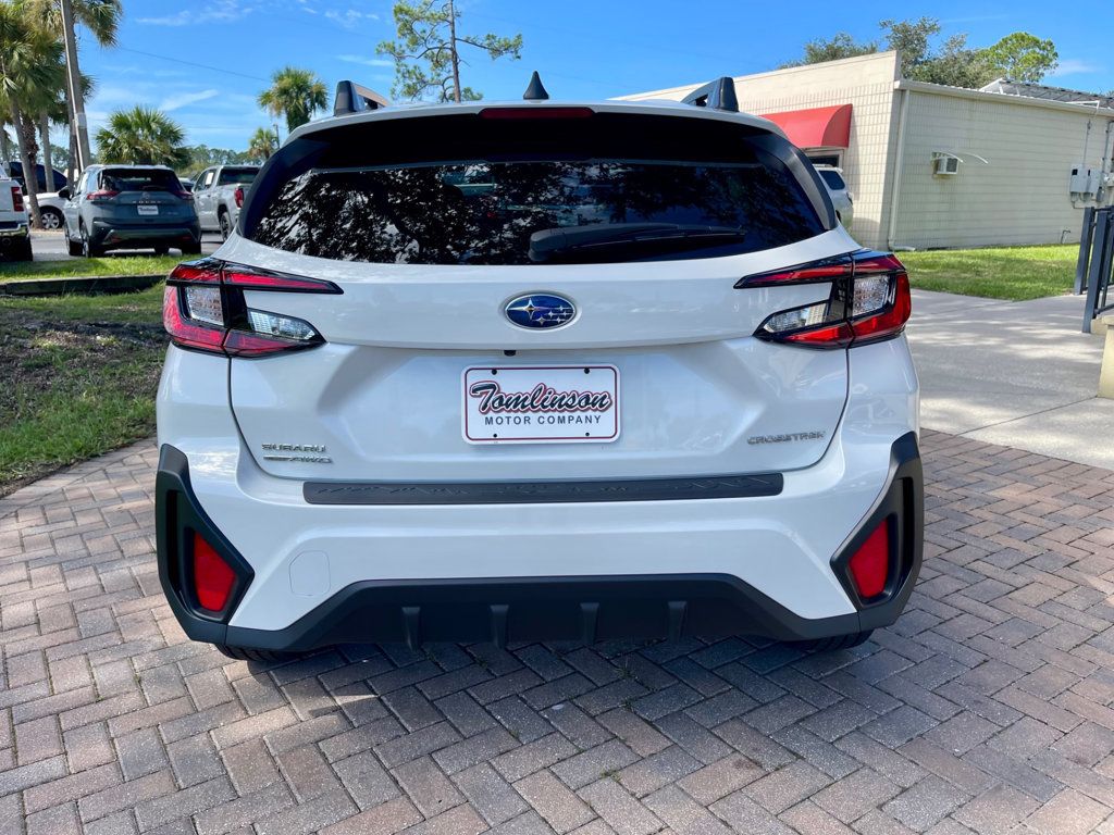 2024 Subaru Crosstrek Premium photo 4