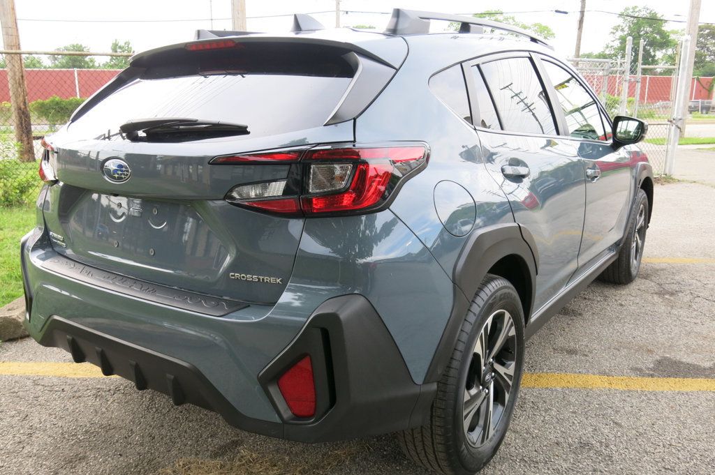 2024 Subaru Crosstrek Premium photo 4