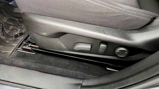 2024 Subaru Crosstrek Premium AWD w/ BSD/RCTA, Moonroof & All Weather Pkg - 23013574 - 11