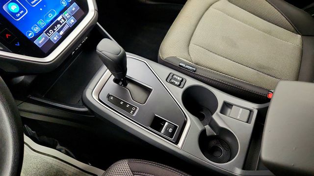 2024 Subaru Crosstrek Premium AWD w/ Moonroof, Power Seat & Blind Spot Detection - 23012283 - 16