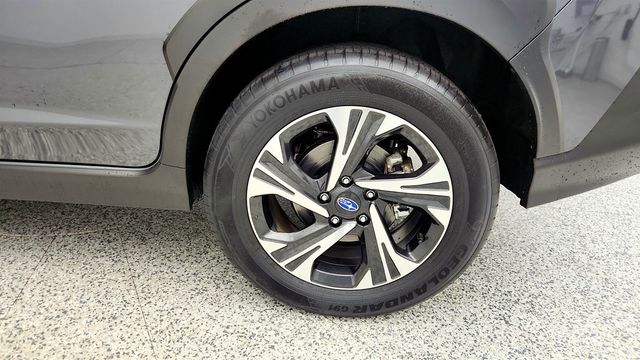 2024 Subaru Crosstrek Premium AWD w/ Moonroof, Power Seat & Blind Spot Detection - 23012324 - 8