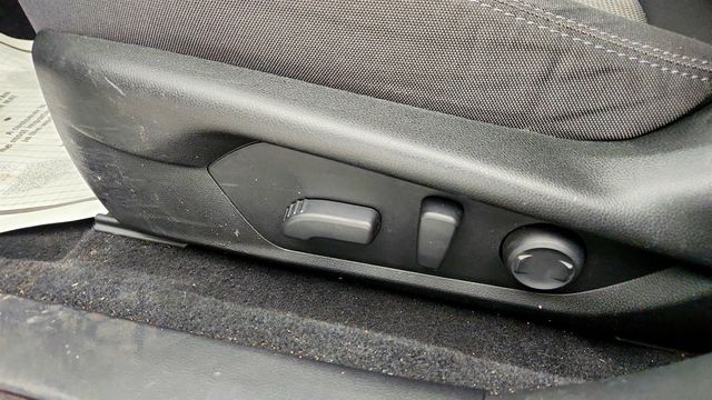 2024 Subaru Crosstrek Premium AWD w/ Moonroof, Power Seat & Blind Spot Detection - 23012564 - 11