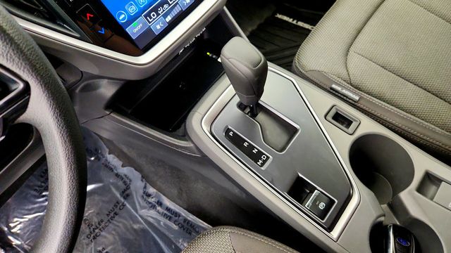 2024 Subaru Crosstrek Premium AWD w/ Wireless Charger - 23090457 - 15