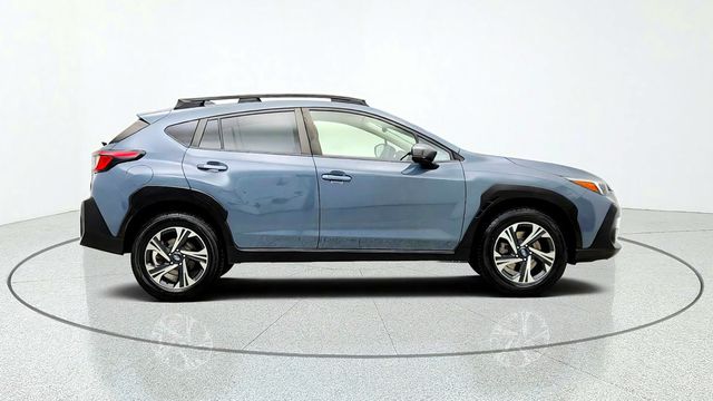 2024 Subaru Crosstrek Premium AWD w/ Wireless Charger - 23090457 - 3