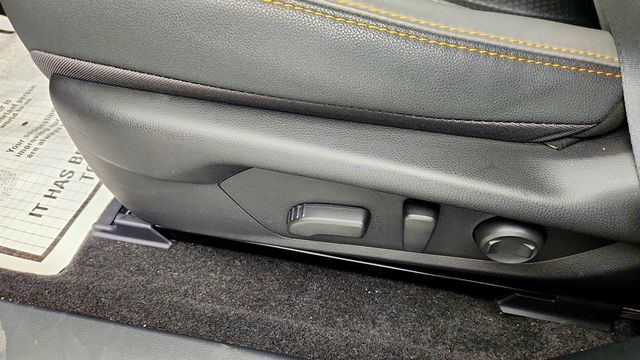 2024 Subaru Crosstrek Wilderness AWD w/ harman/kardon Audio & Power Moonroof - 23006877 - 11