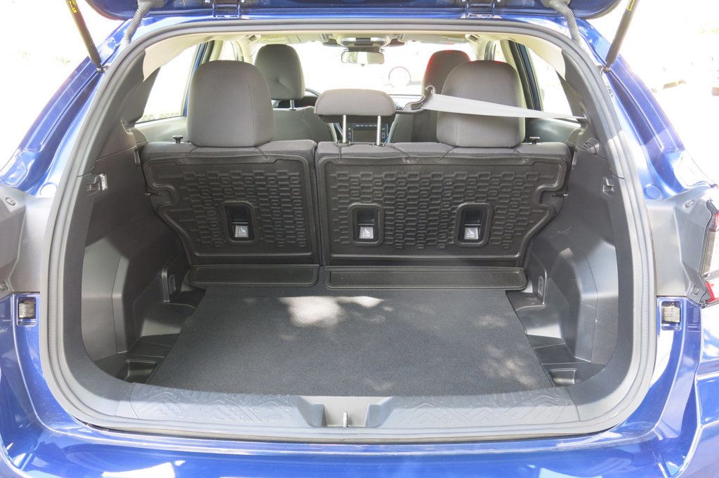 2024 Subaru Impreza Base photo 16