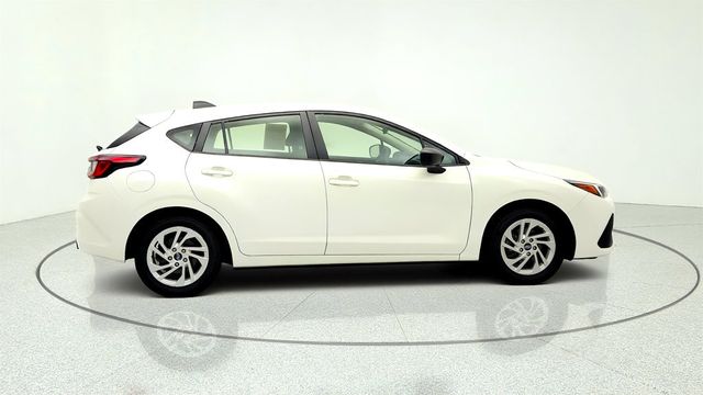 2024 Subaru Impreza AWD w/ 16'' Silver Alloy Wheels - 23044986 - 3
