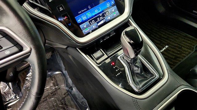 2024 Subaru Outback Limited AWD w/ Moonroof & Nav Pkg - 23073941 - 16