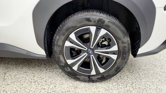 2024 Subaru Solterra Premium AWD - 23010384 - 8