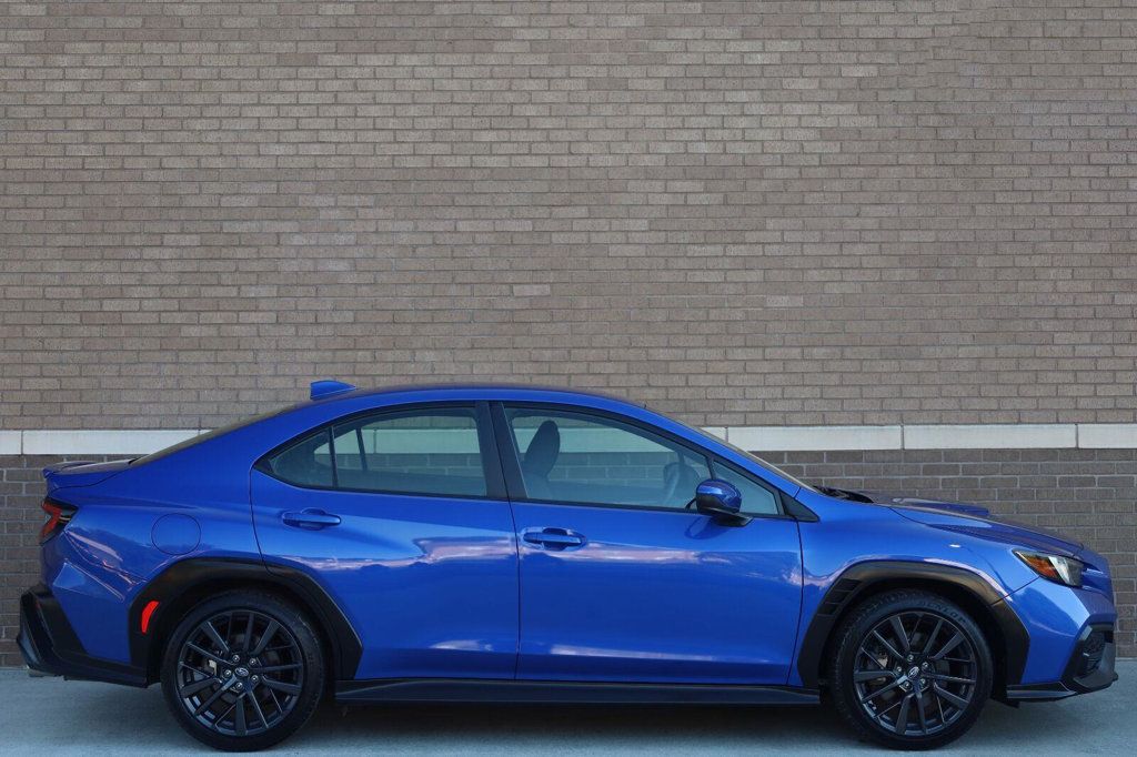 Subaru WRX photo 3