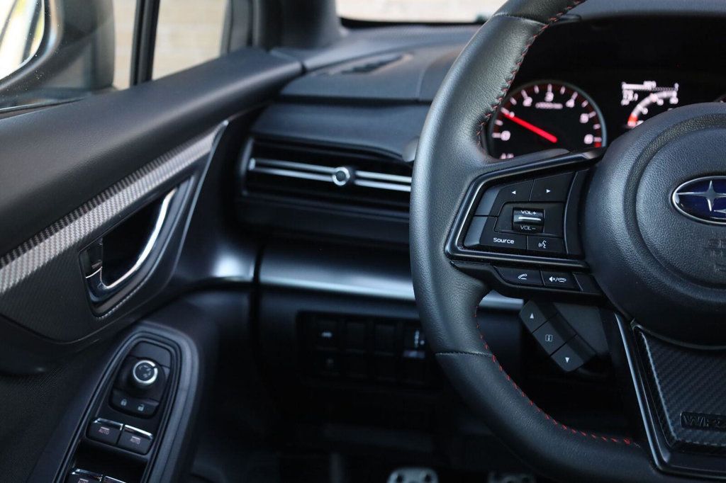 Subaru WRX photo 32