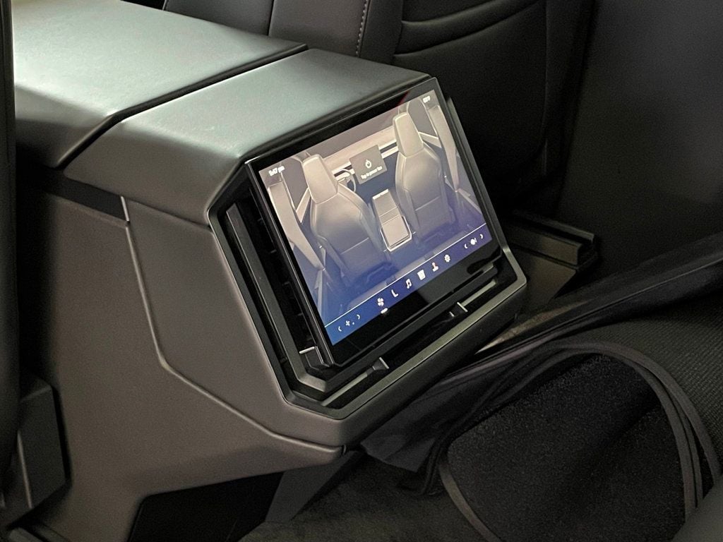 2024 Tesla Cybertruck AWD - 23038788 - 16