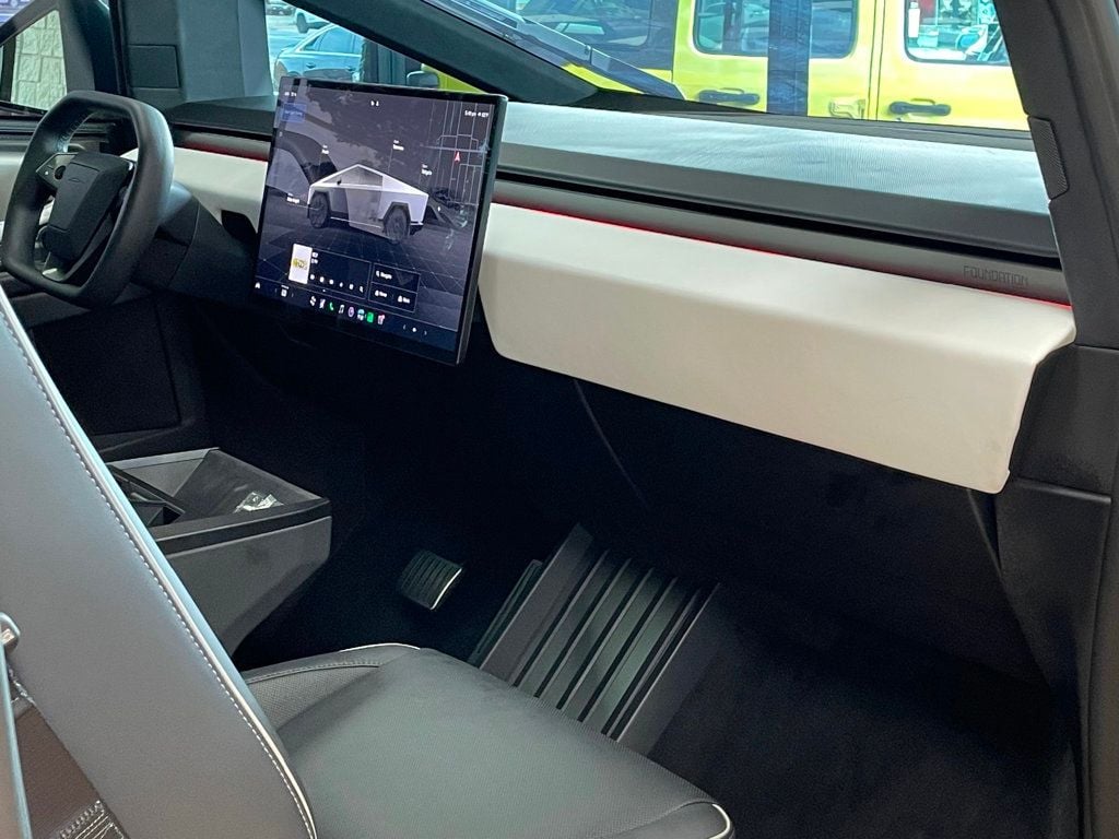 2024 Tesla Cybertruck AWD - 23038788 - 19