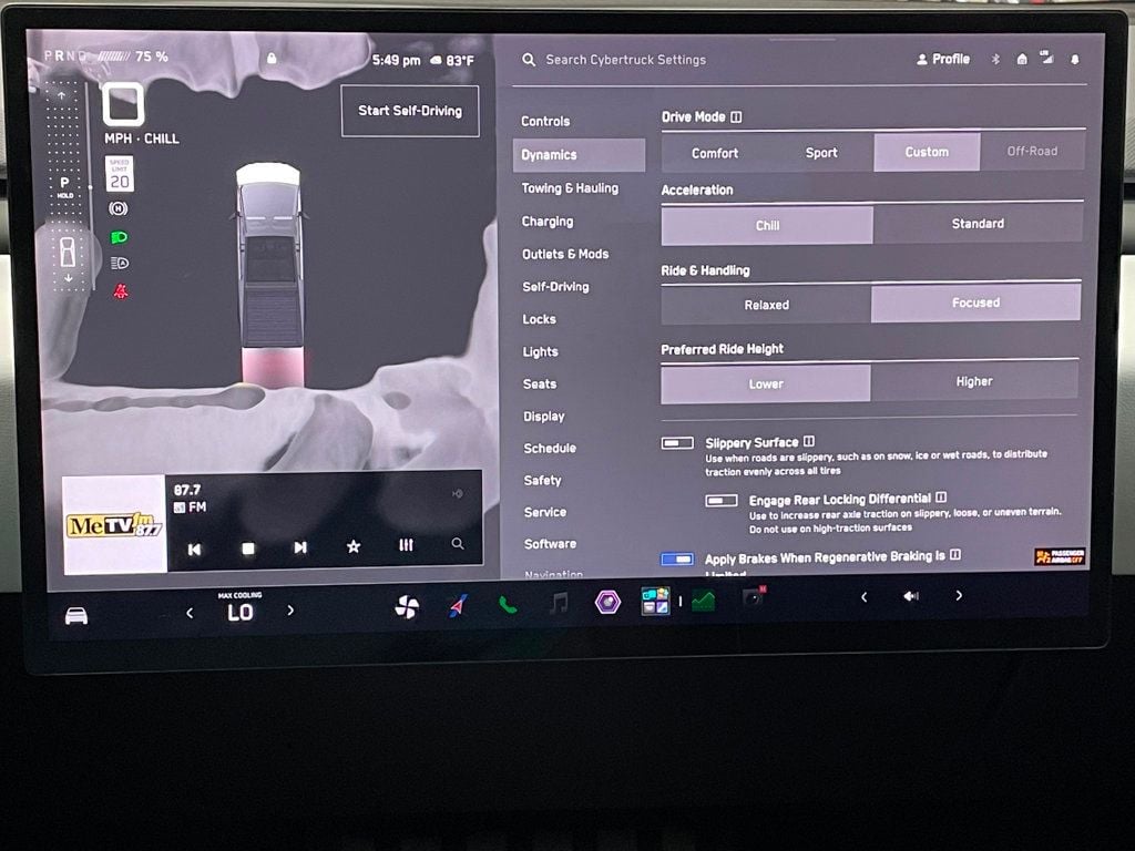 2024 Tesla Cybertruck AWD - 23038788 - 22