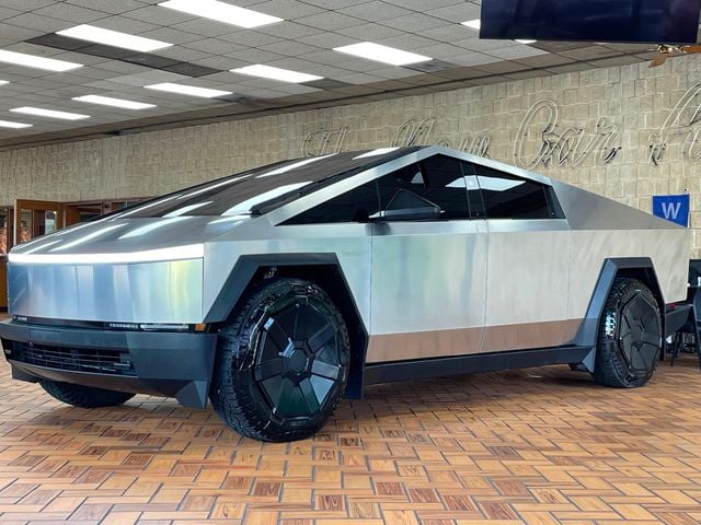 2024 Tesla Cybertruck AWD - 23038788 - 3