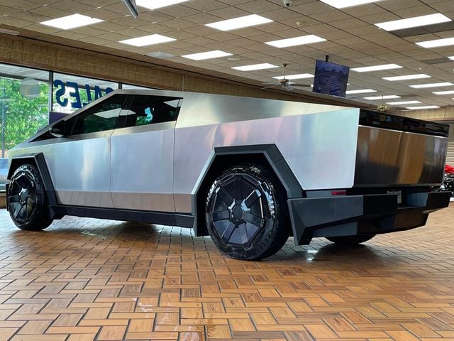 2024 Tesla Cybertruck AWD - 23038788 - 5