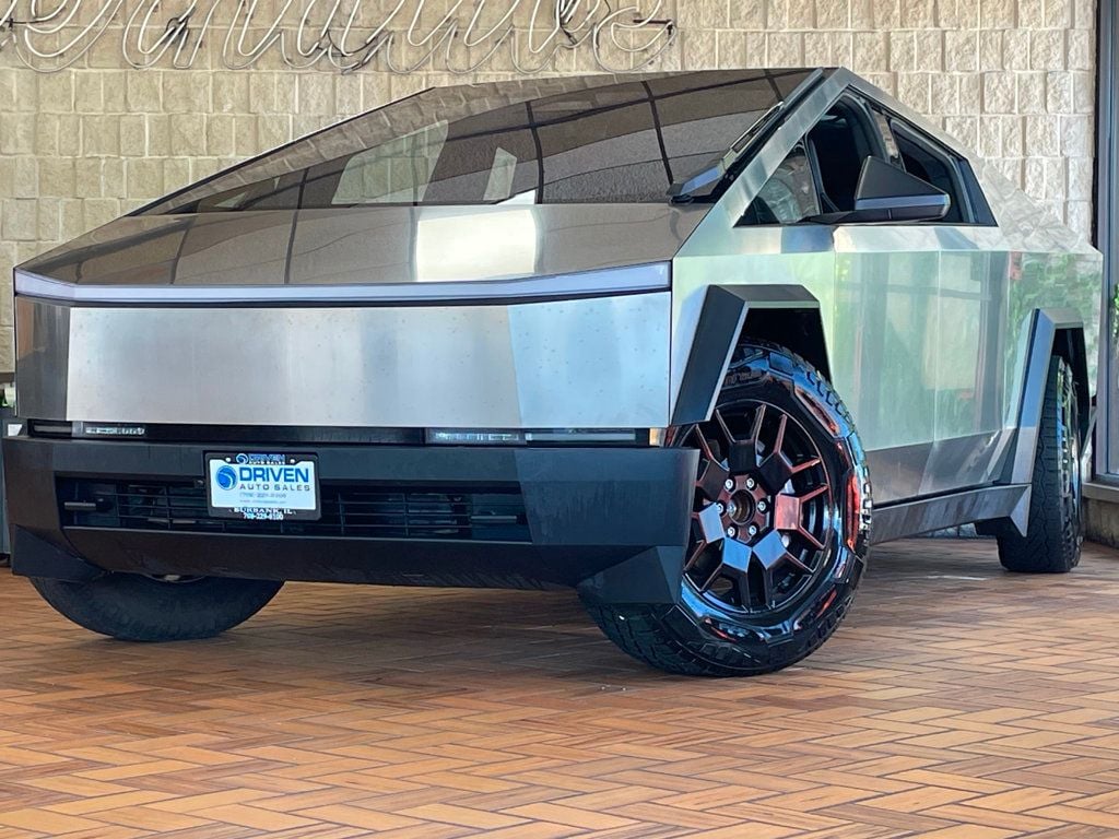 2024 Tesla Cybertruck AWD - 23044596 - 1