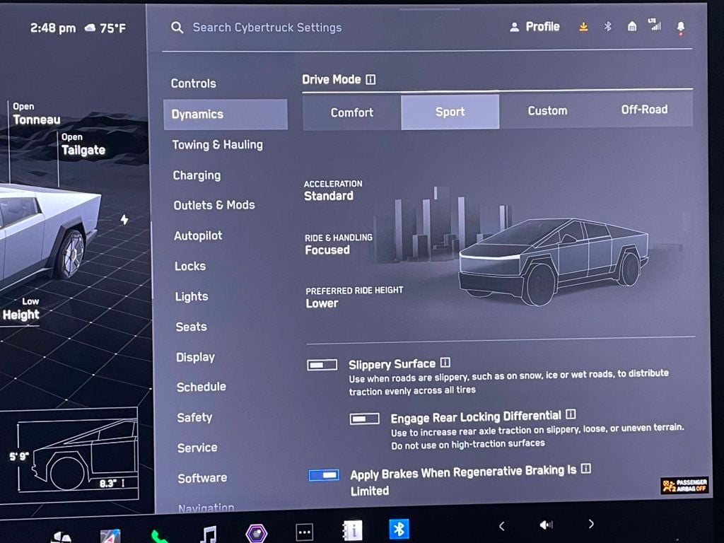 2024 Tesla Cybertruck AWD - 23044596 - 32