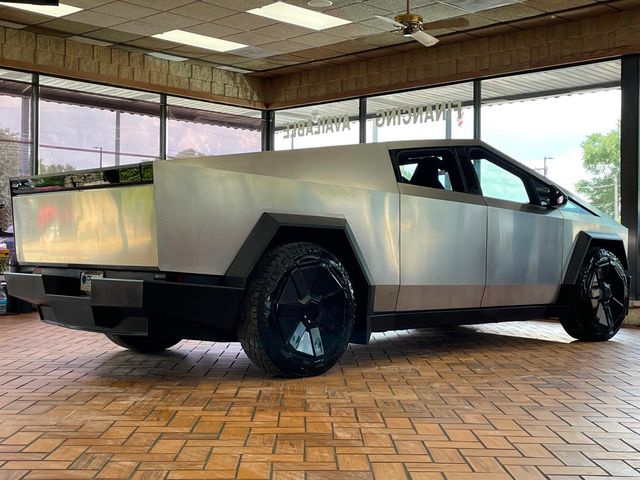 2024 Tesla Cybertruck AWD - 23048536 - 9