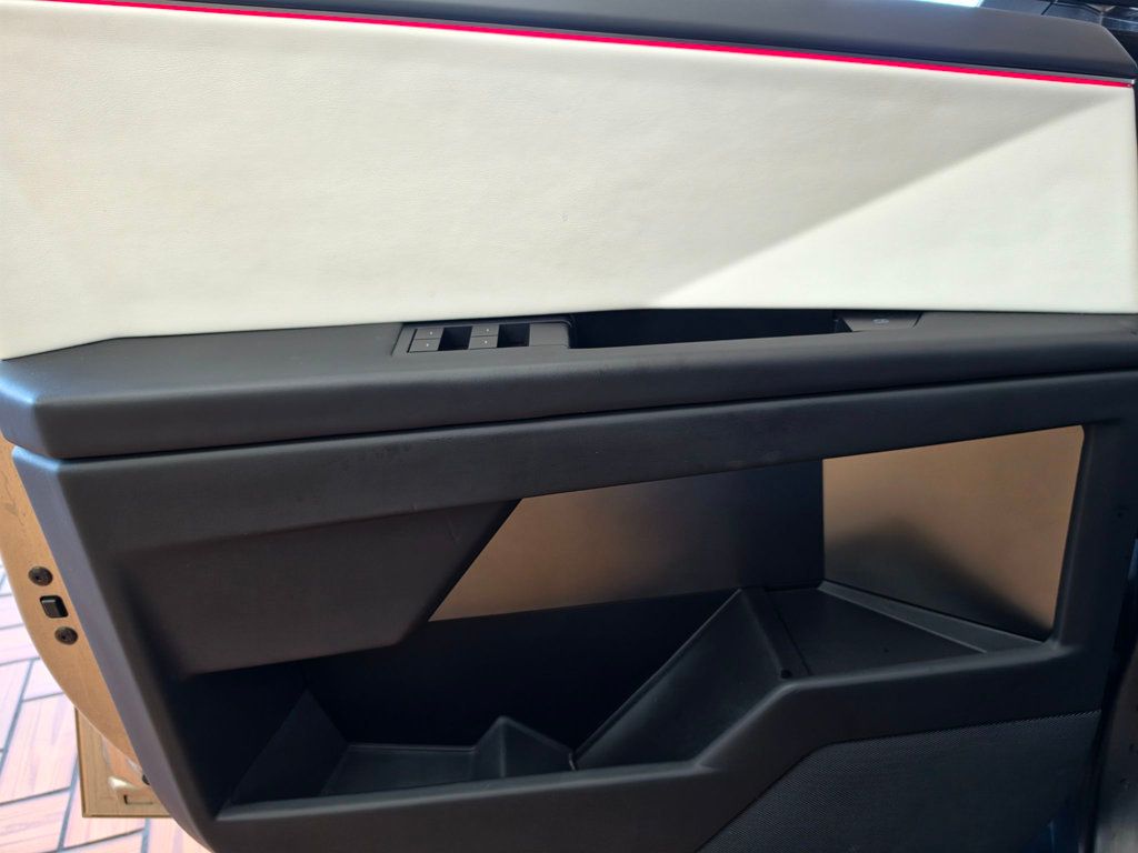 2024 Tesla Cybertruck AWD - 23060420 - 15