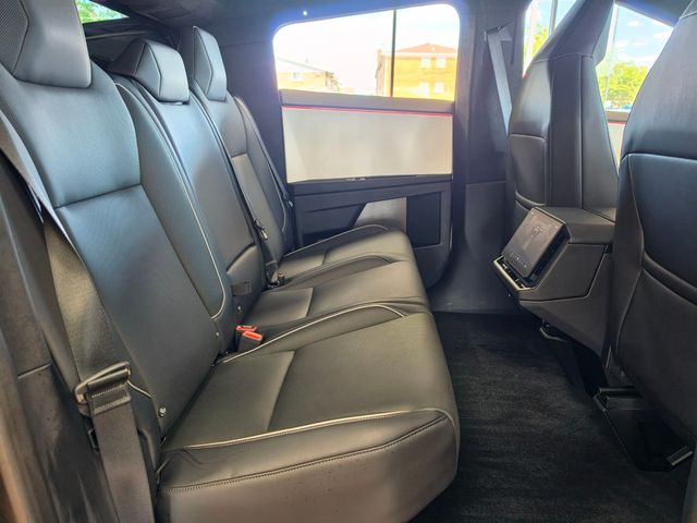 2024 Tesla Cybertruck AWD - 23060420 - 26